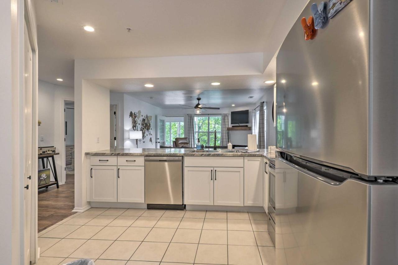 Branson Lakefront Condo With Sunroom And Lake Views! Exteriör bild